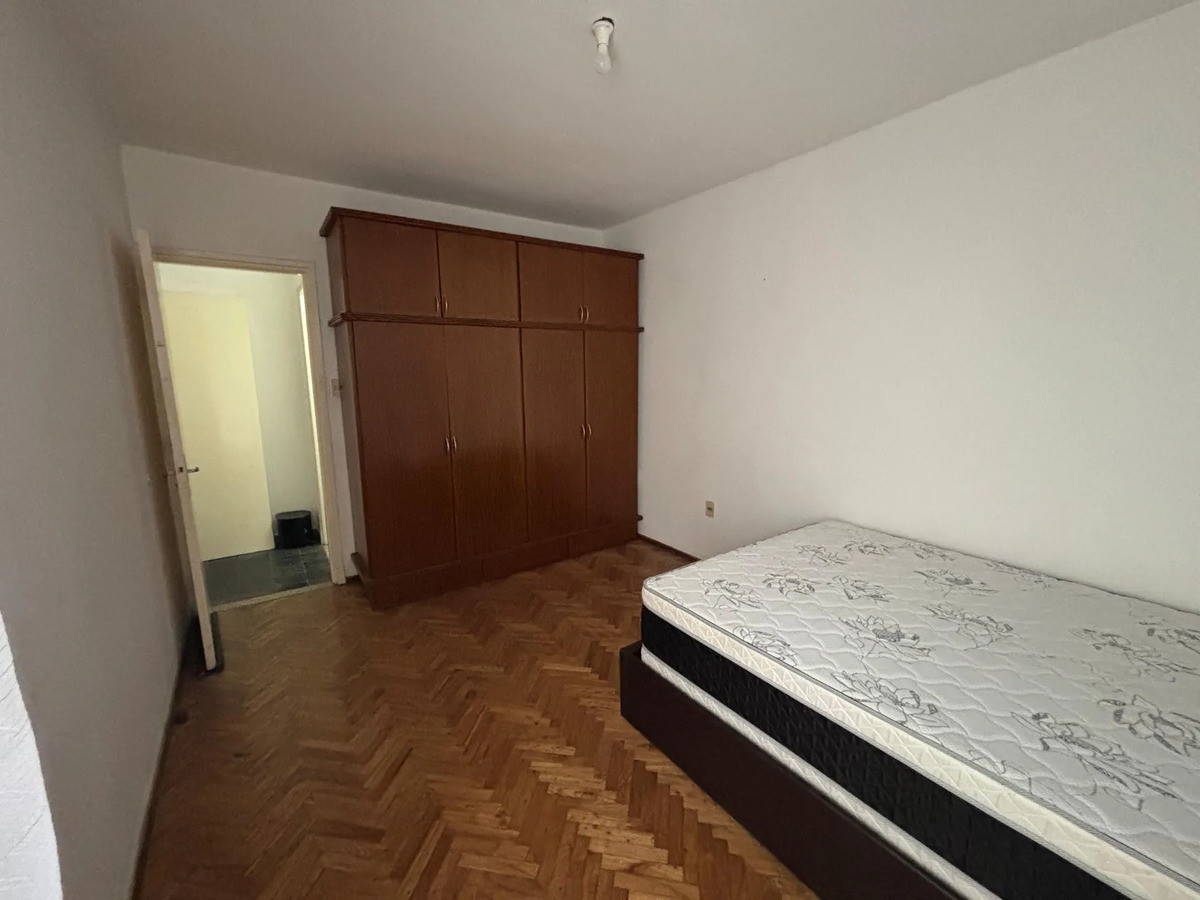 Apartamento ID.12908 - Alquiler Apartamento 1 Dormitorio Muy Luminoso A Una Cuadra La Rambla Gastos Bajos En Ciudad Vieja
