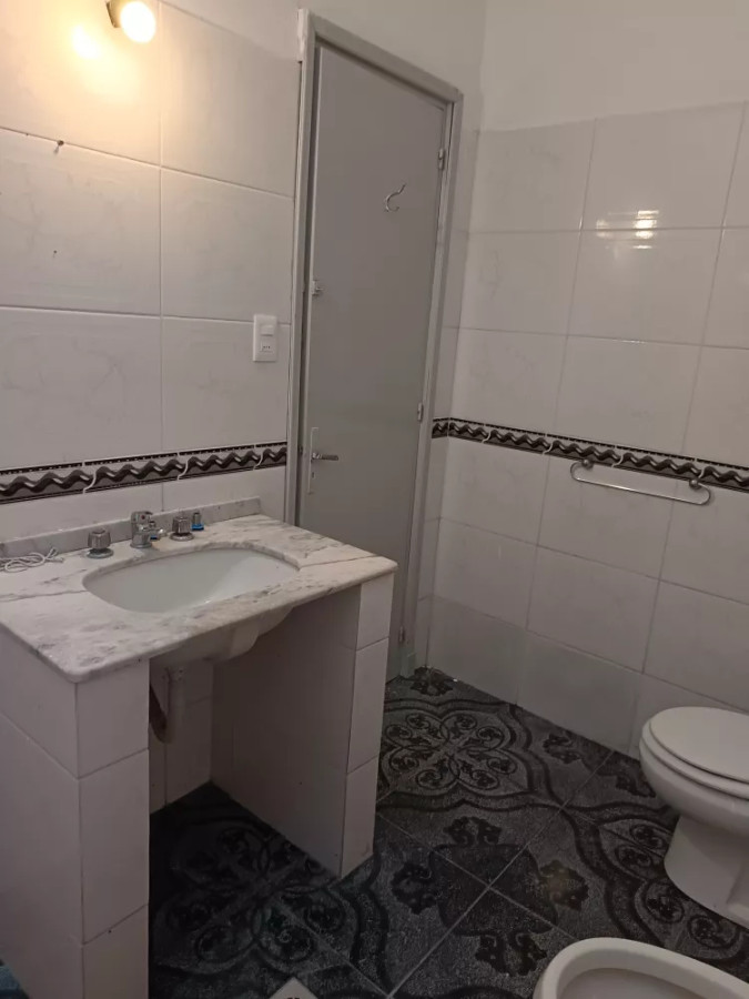 Apartamento ID.9011 - Venta Apartamento Con Renta 1 Dormitorio Sin Gastos En Goes