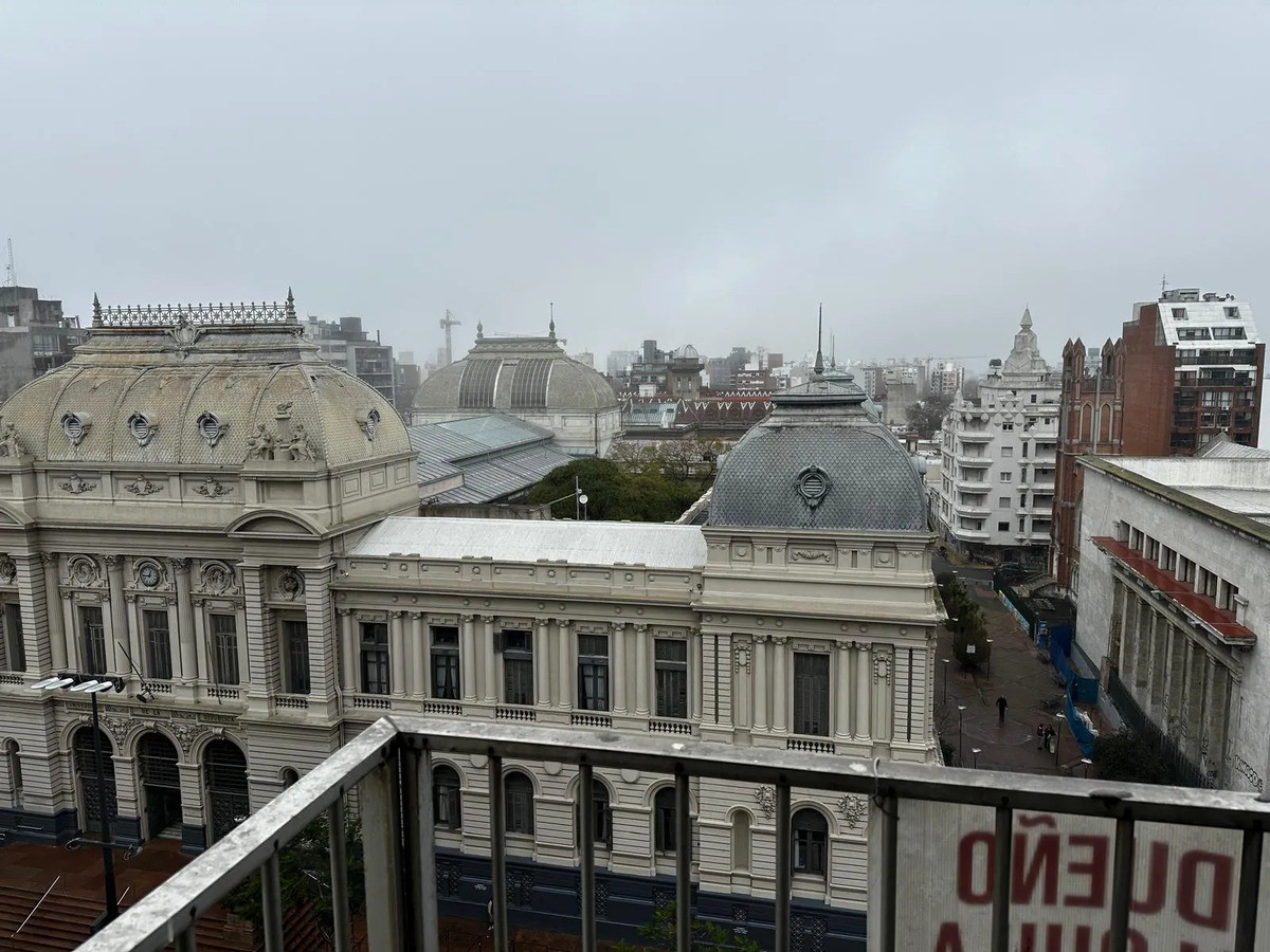 Apartamento ID.13008 - Alquiler De Monoambiente Sobre 18 De Julio Cómodo Y Luminoso Vista Despejada En Cordón