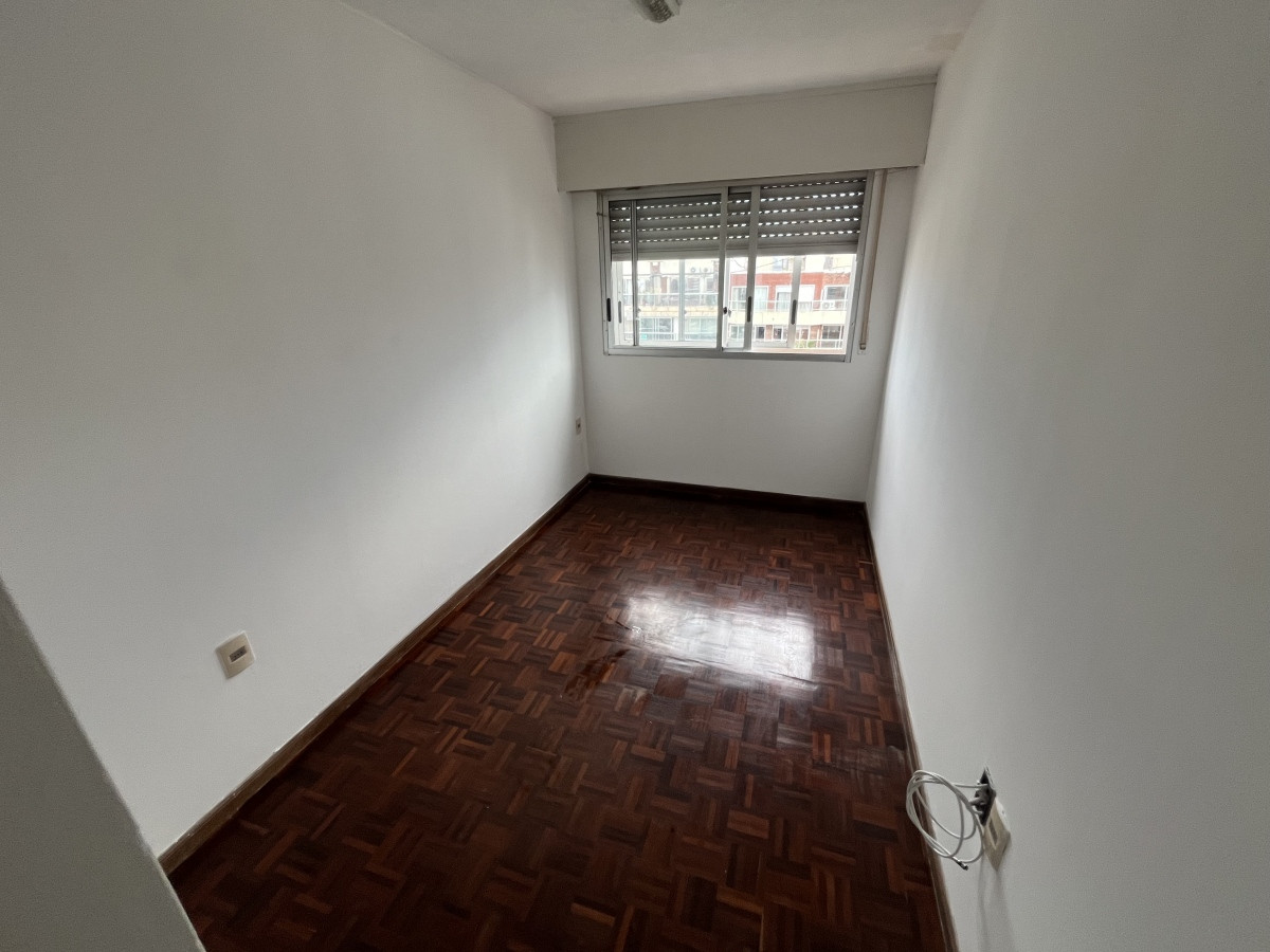 Apartamento ID.3376 - Alquiler Apartamento 2 Dormitorios Balcón En Pocitos Nuevo