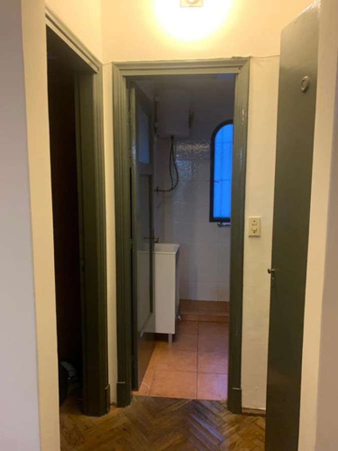 Apartamento ID.13000 - Apartamento En Alquiler Semi Amueblado 1 Dormitorio Zona Cordón