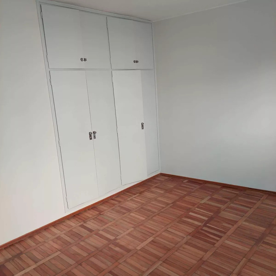 Apartamento ID.8077 - Alquiler Apartamento De 2 Dormitorios 2 Baños En Pocitos