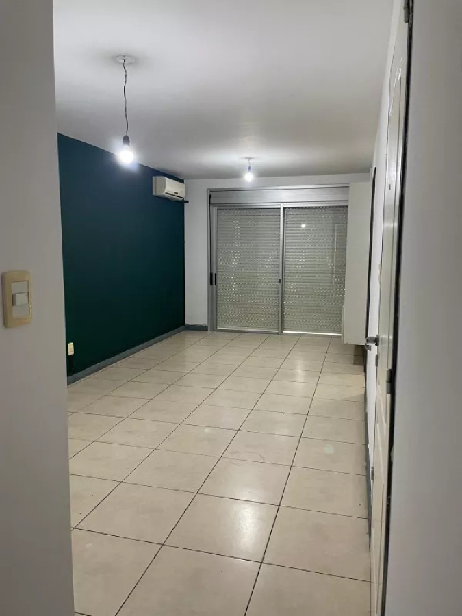 Apartamento ID.8163 - Se Alquila Apartamento 1 Dormitorio Con Cochera En Centro