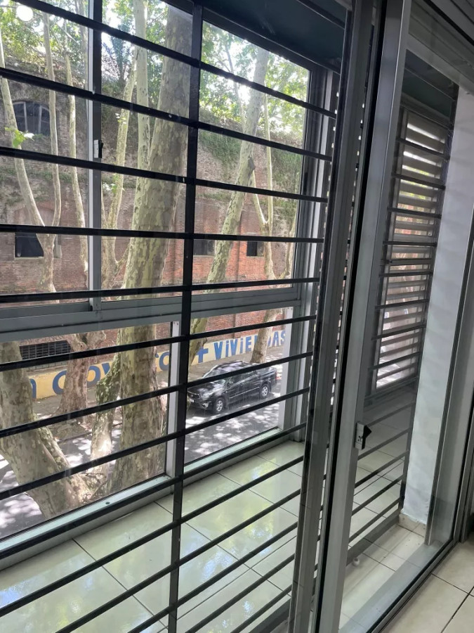 Apartamento ID.8163 - Se Alquila Apartamento 1 Dormitorio Con Cochera En Centro