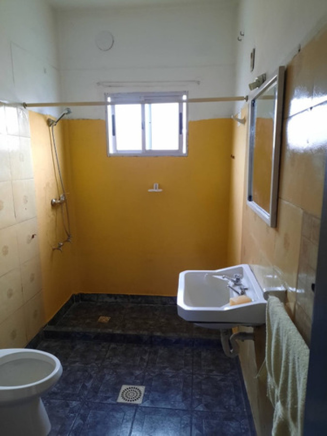 Apartamento ID.10198 - Alquiler Apartamento 2 Dormitorios Curva Maroñas, Frente A Supermercado Disco