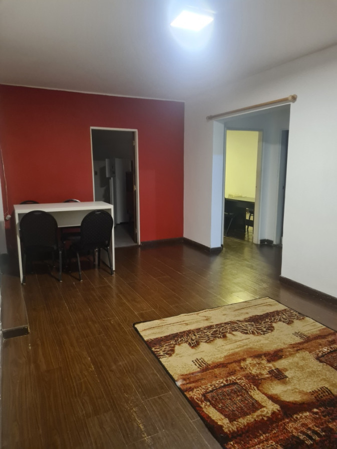 Apartamento ID.8514 - Alquiler Apartamento 2 Dormitorios Patio Bajos Gastos Centro