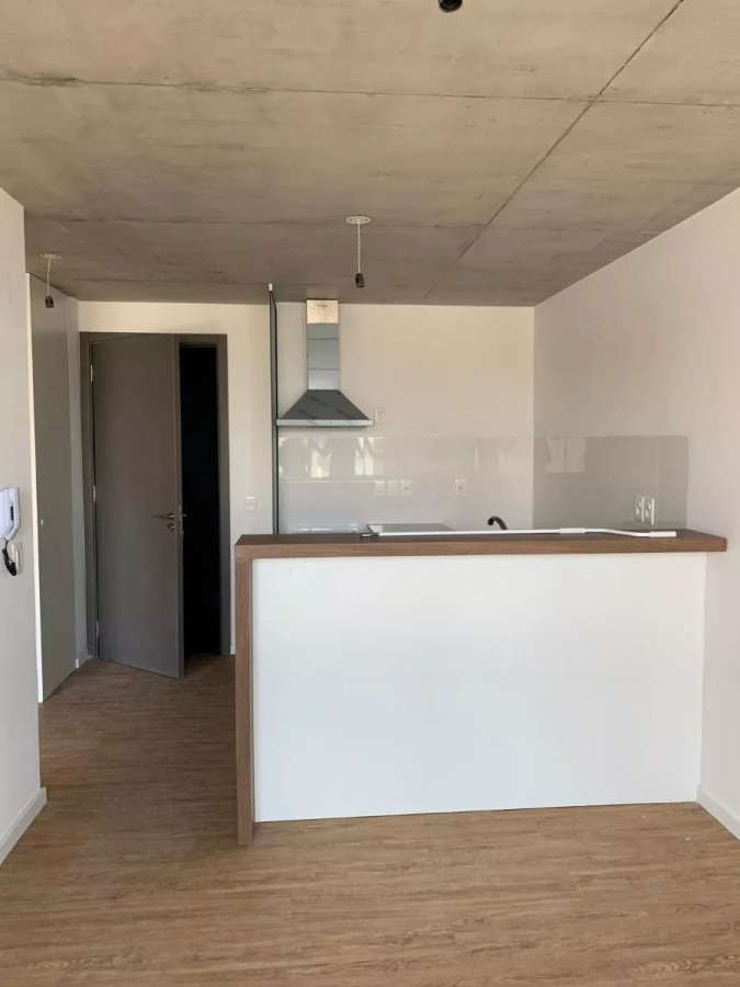 Apartamento ID.8517 - Venta Apartamento 1 Dormitorio Vista A La Rambla Barrio Sur