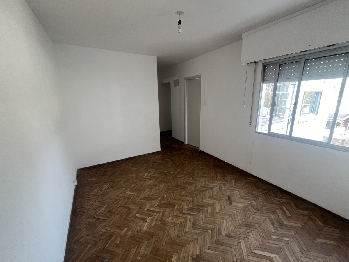 Apartamento ID.4603 - Venta Apartamento 1 Dormitorio Tres Cruces Amplio Luminoso