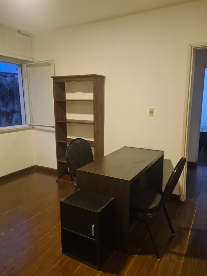 Apartamento ID.8609 - Muy Lindo Apartamento De 2 Dorm Con Patio