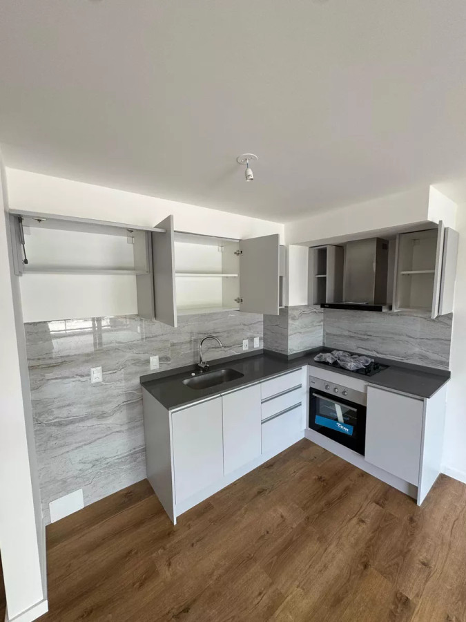 Apartamento ID.8763 - Venta A Estrenar Monoambiente Con Amplio Balcón En Tres Cruces