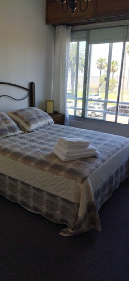 Apartamento ID.8992 - Hermoso Apartamento De 2 Dorm Al Mar 