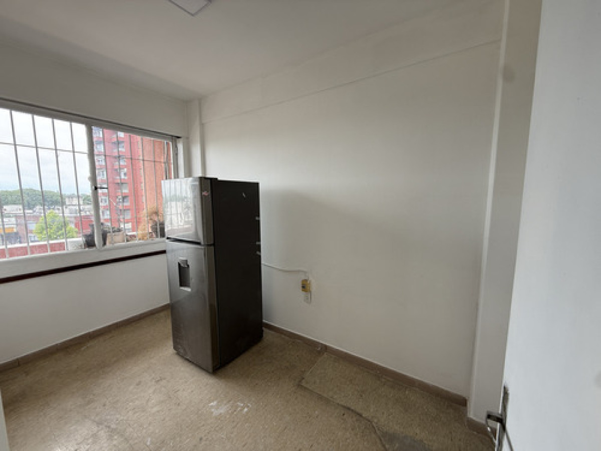 Apartamento ID.11511 - Alquiler Hermoso Apartamento 2 Dormitorios y Servicio 2 Baños, En Reducto