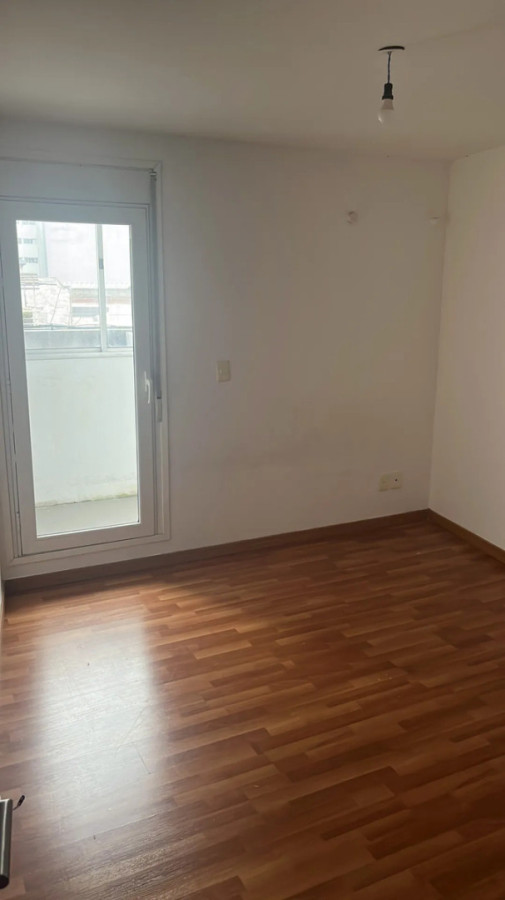 Apartamento ID.13139 - Alquiler Apartamento De 1 Dormitorio Impecable Garaje Opcional En Cordón