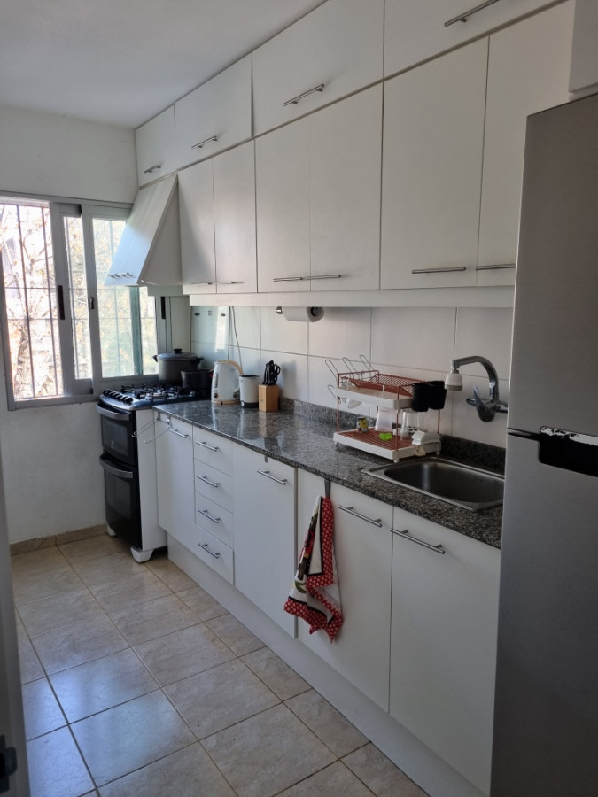 Apartamento ID.4366 - GRAN OPORTUNIDAD! HERMOSO APTO EN LA COMERCIAL 2 DORMITORIOS!!