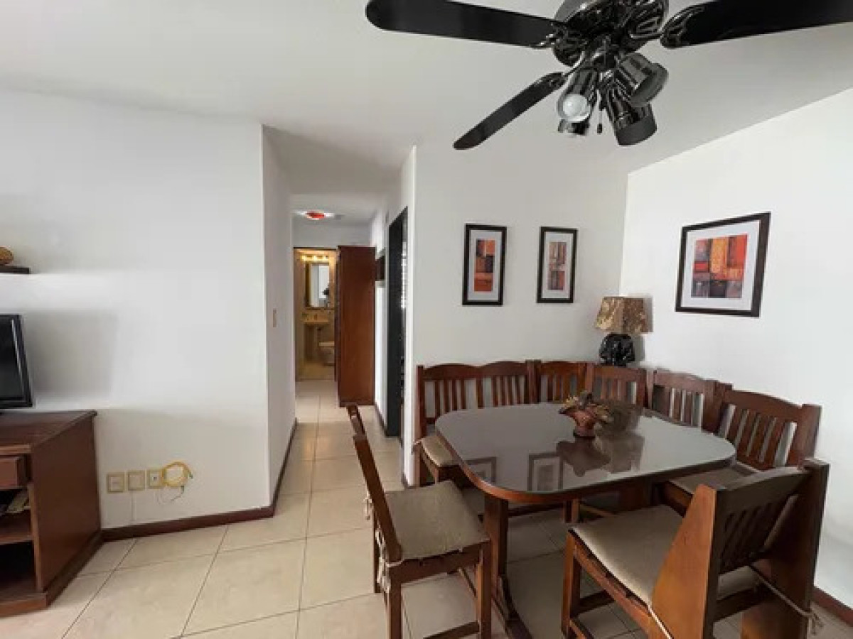 Apartamento ID.10916 - Lindo Apartamento De 2 Dormitorios Con Cochera