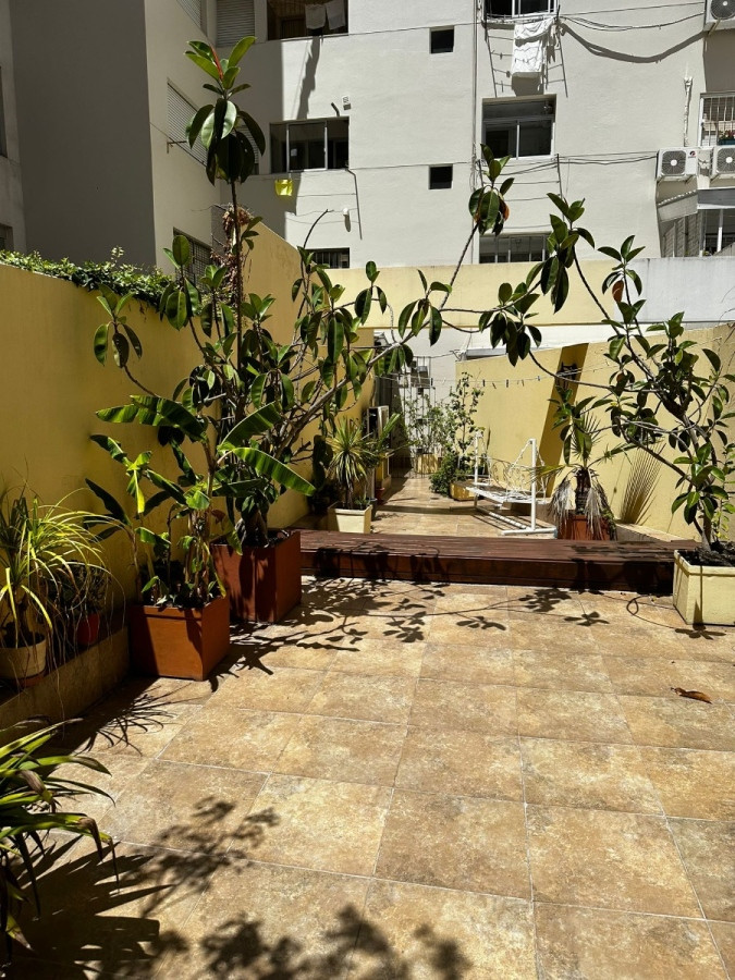 Apartamento ID.3976 - Venta Apartamento Planta Baja Con Fondo Barbacoa Villa Biarritz