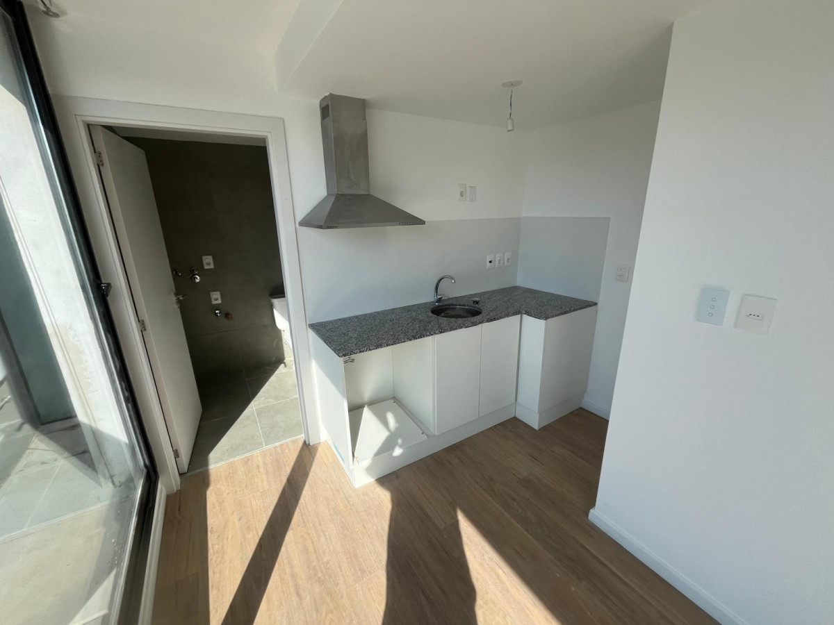 Apartamento ID.6572 - Venta Apartamento A Estrenar Centro 1 Dorm Terraza Parrilero