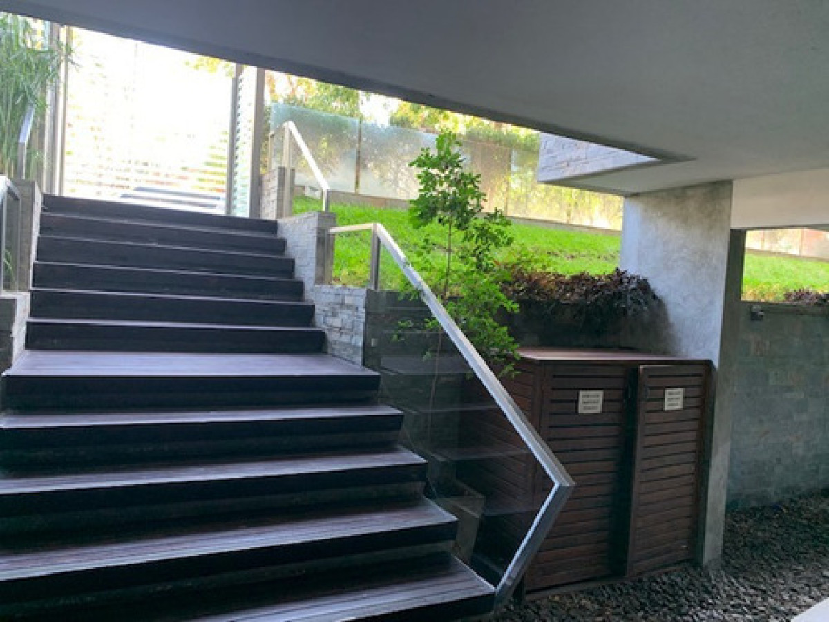 Apartamento ID.9035 - Alquiler Monoambiente Con Balcón En Puerto De Buceo