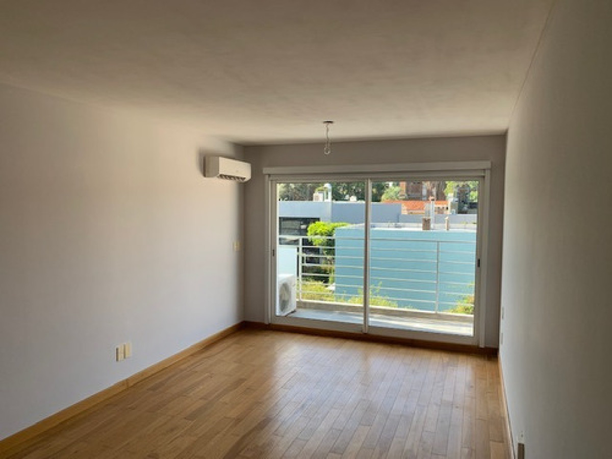 Apartamento ID.9035 - Alquiler Monoambiente Con Balcón En Puerto De Buceo