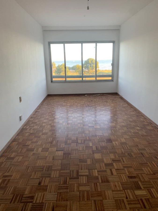 Apartamento ID.4474 - OPORTUNIDAD! HERMOSO APTO CON VISTA A LA PLAYA MALVIN 3 DORMITORIOS Y 2 BAÑOS!