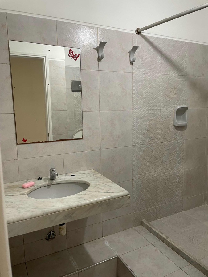 Apartamento ID.4164 - Alquiler Monoambiente En Tres Cruces Con Gran Terraza