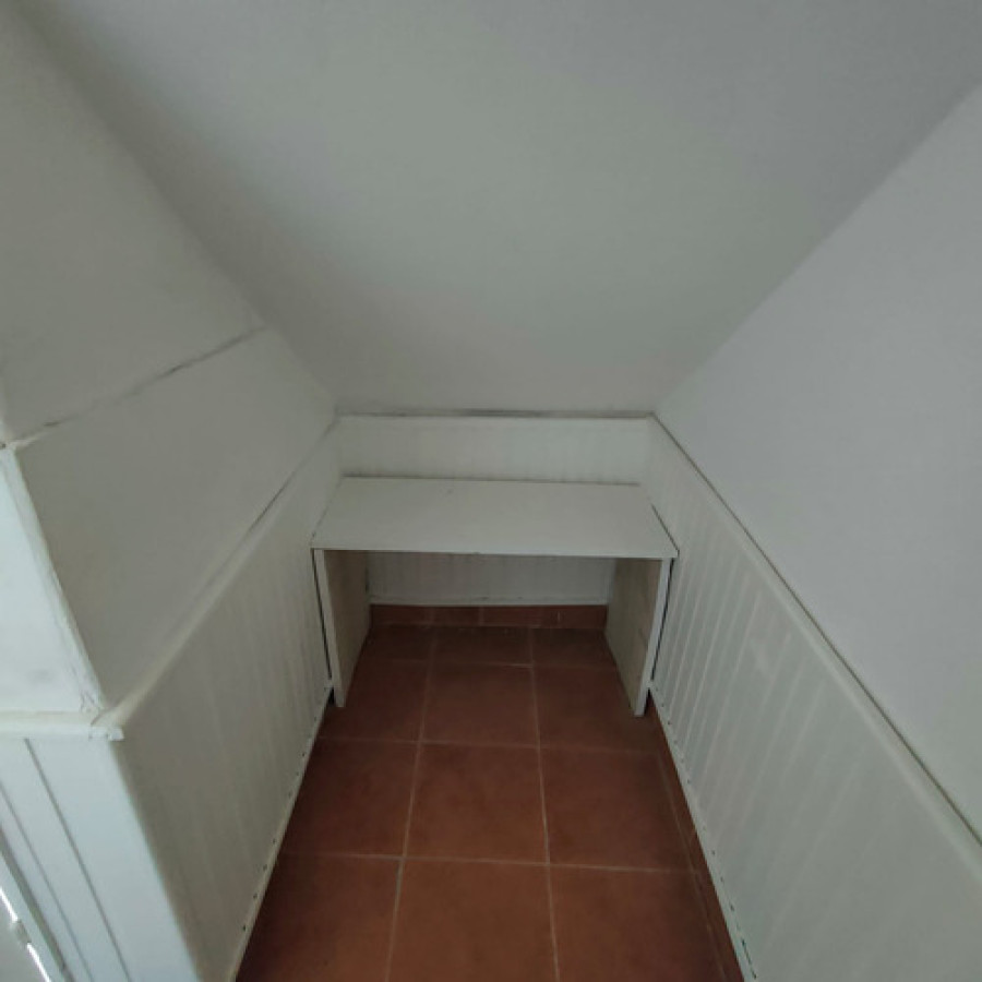 Apartamento ID.11753 - Dueño Vende Dos Aptos. En Ph Recién Remodelados, En Reducto. Con Parrillero. Sin Gastos Comunes.