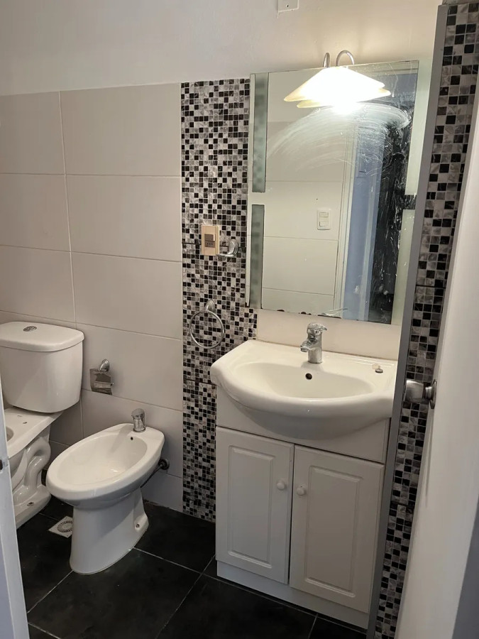 Apartamento ID.10169 - Alquiler Apartamento 1 Dormitorio Al Frente Impecable Cordón