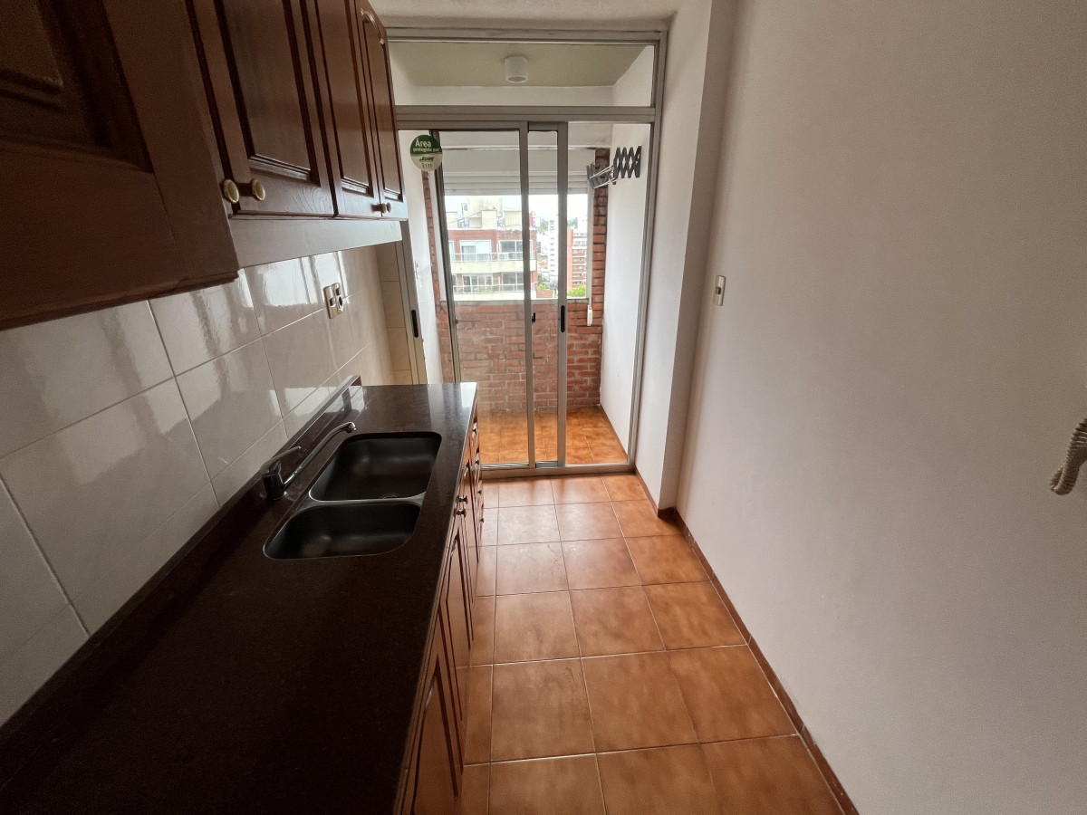 Apartamento ID.3376 - Alquiler Apartamento 2 Dormitorios Balcón En Pocitos Nuevo