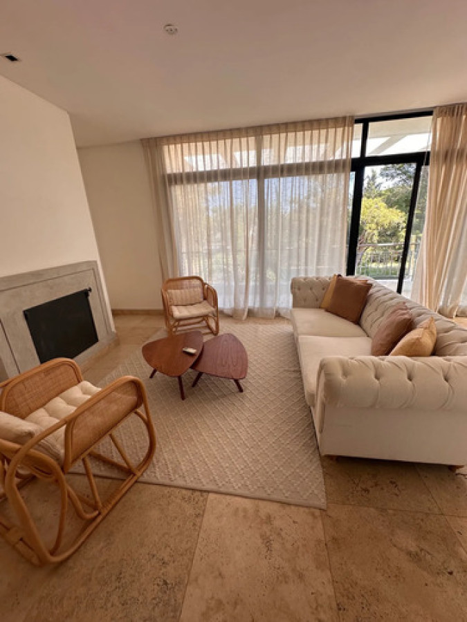 Apartamento ID.11774 - Alquiler de apartamento 2 dormitorios en Carrasco