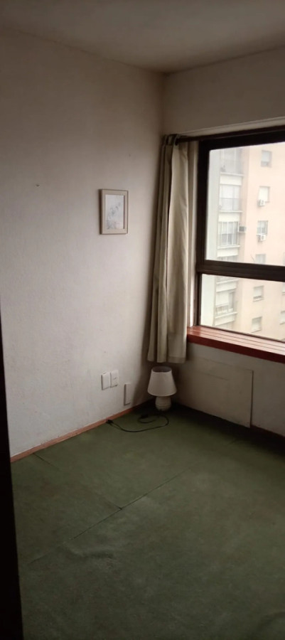 Apartamento ID.12543 - Alquiler Apartamento 1 Dormitorio Al Frente Luminoso Cordón