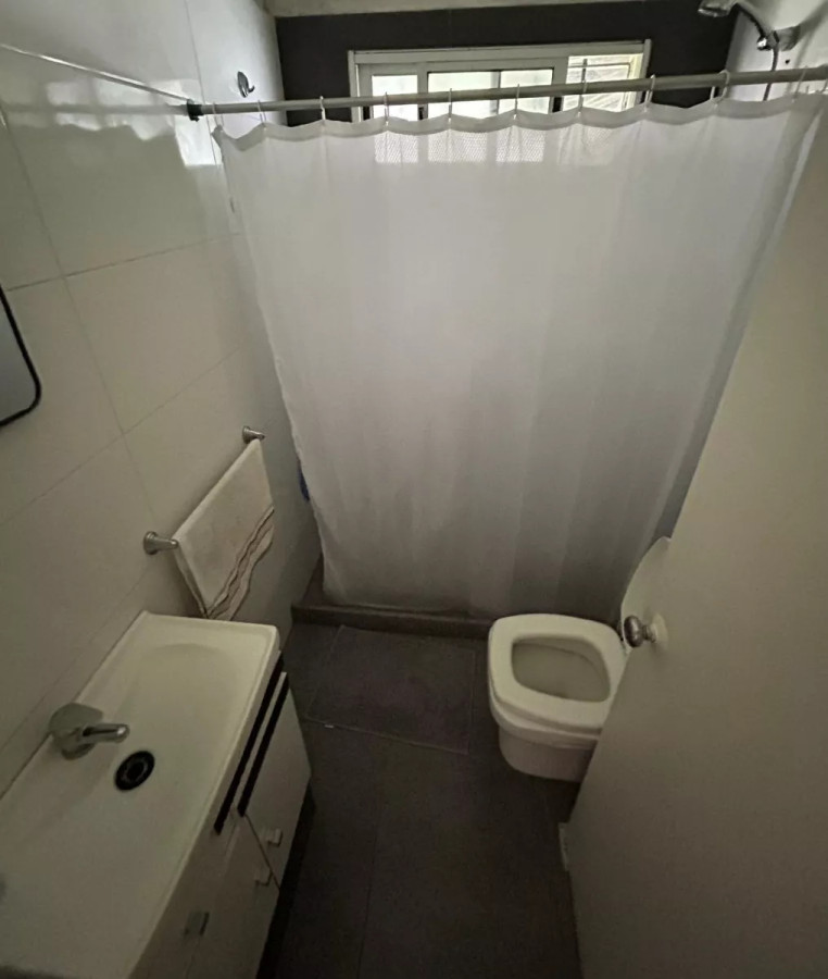 Apartamento ID.8481 - Alquiler Apartamento De 2 Dormitorios Patio En Malvín Norte