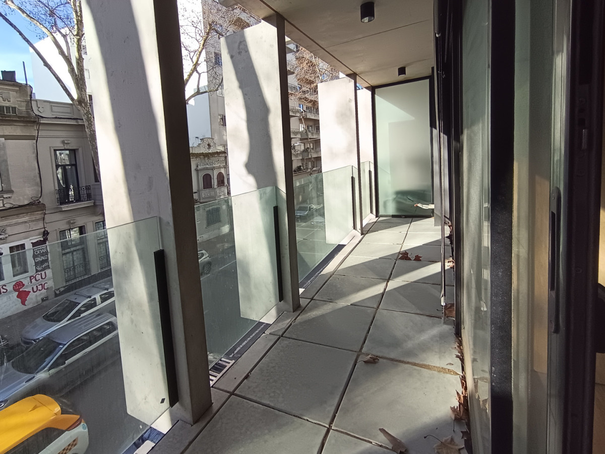Apartamento ID.13151 - Alquiler Apartamento A Estrenar 1 Dormitorio Balcón Al Frente En Centro