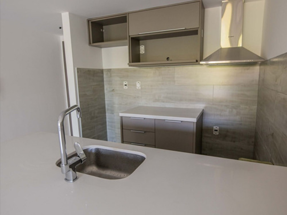 Apartamento ID.9625 - Alquiler  De Espectacular Apartamento De 1 Dormitorio Y Terraza En Punta Carretas