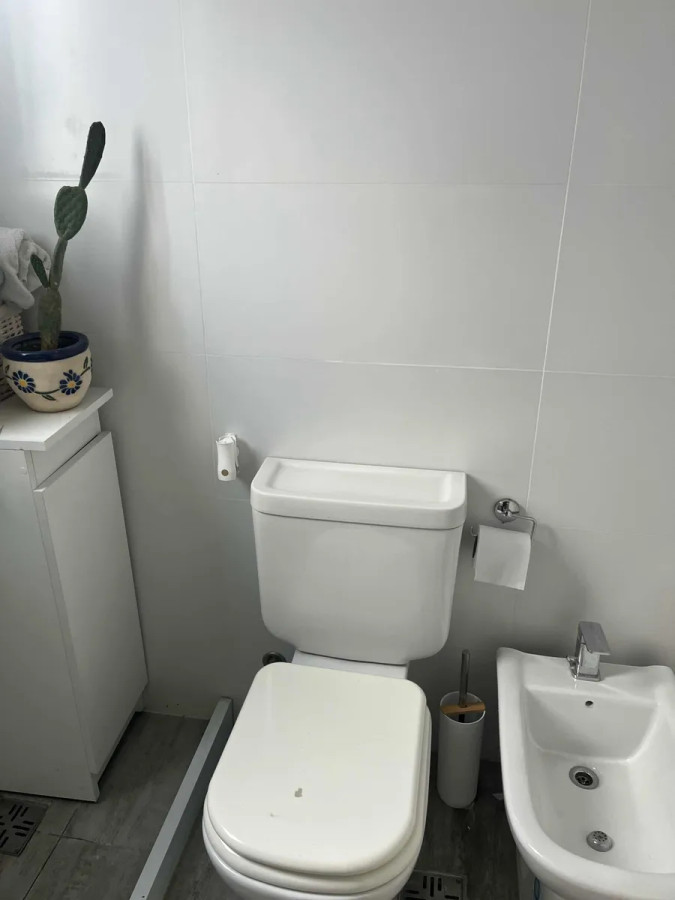 Apartamento ID.9630 - Alquiler Hermoso Monambiente Amueblado Con Garage En Punta Carretas