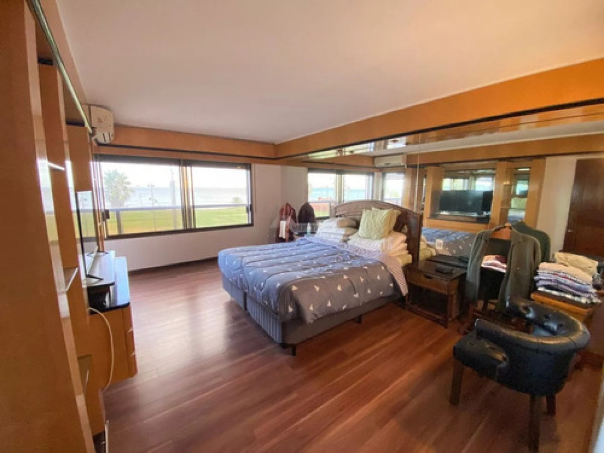 Apartamento ID.11466 - Venta Con Renta Excelente Apartamento 5 Dormitorios 4 Baños Garaje En Punta Carretas