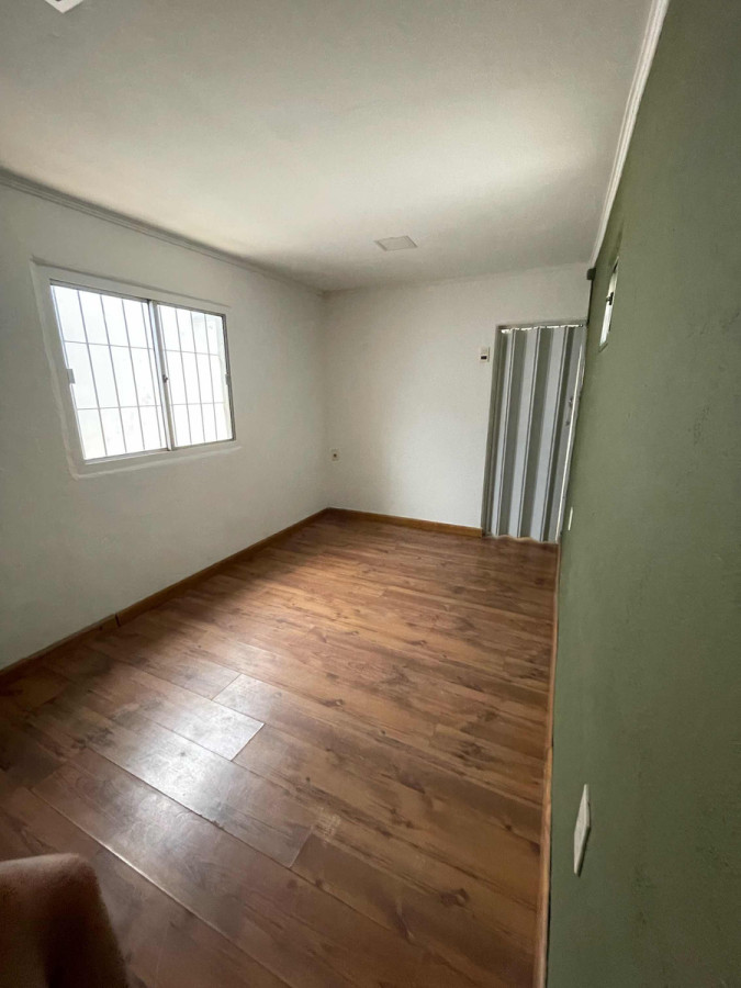 Apartamento ID.7992 - Venta Apartamento 1 Dormitorio Garage Patio Sin Gastos En Villa Española 