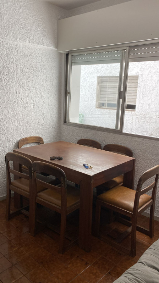 Apartamento ID.3644 - Venta Renta Apartamento 2 Dormitorios Excelente Estado Centro