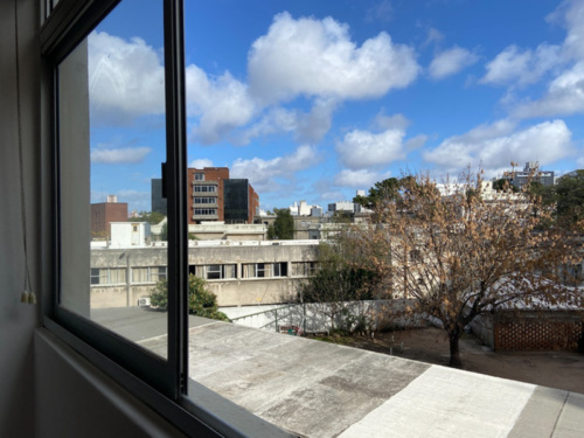 Apartamento ID.9831 - Venta Apartamento Impecable De 2 Dormitorios En La Blanqueada