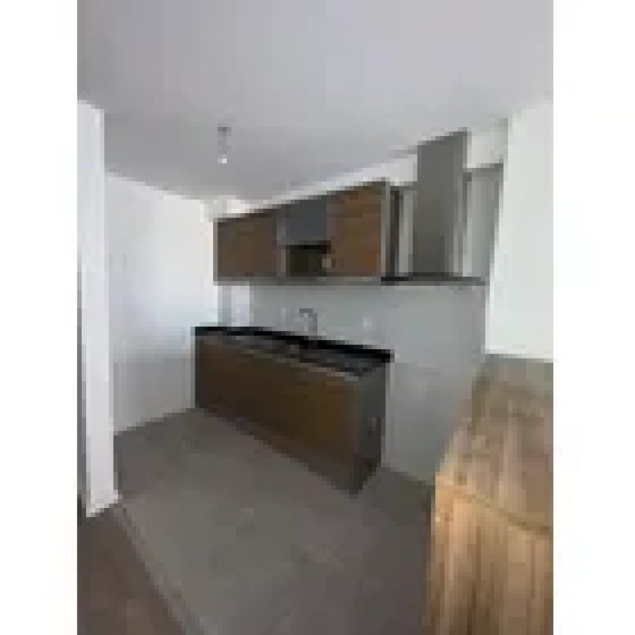 Apartamento ID.9855 - Alquiler Apartamento 1 Dormitorio Y Cochera Zona Tres Cruces-La Comercial