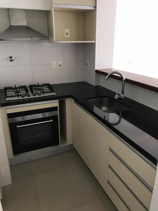 Apartamento ID.9884 - Alquiler Apartamento 1 Dormitorio Y Cochera En Pocitos Nuevo