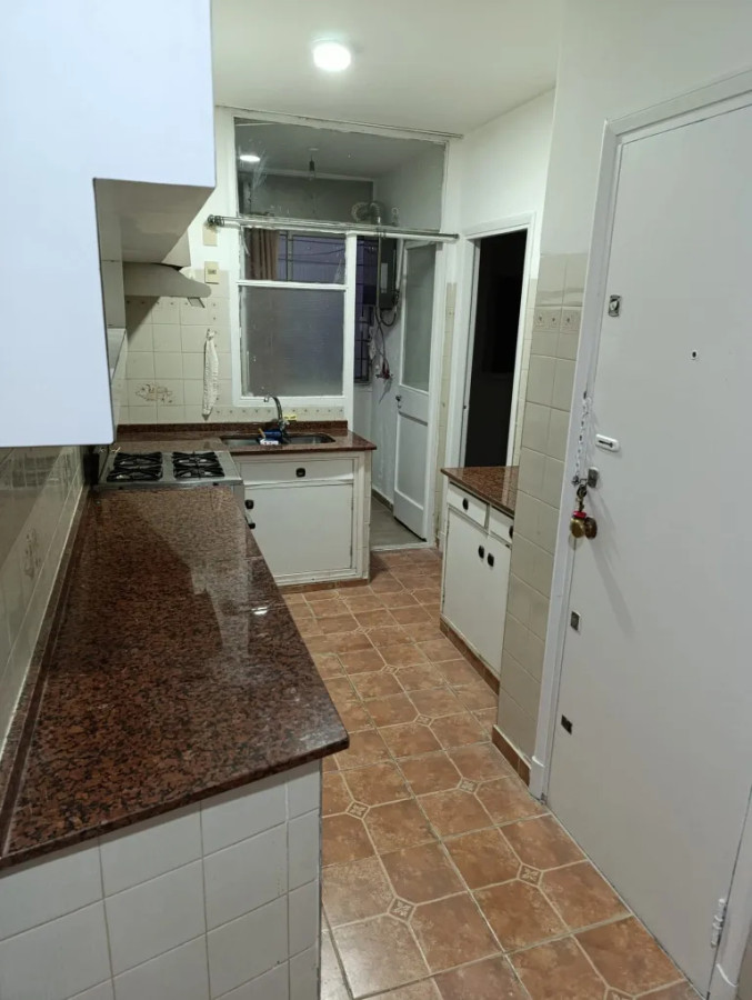 Apartamento ID.9930 - Alquiler En Villa Biarritz Apartamento, 3 Dormitorios, 2 Baños Y Garaje