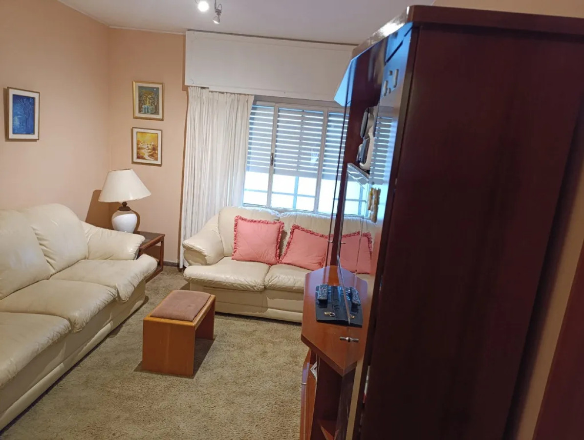 Apartamento ID.9930 - Alquiler En Villa Biarritz Apartamento, 3 Dormitorios, 2 Baños Y Garaje