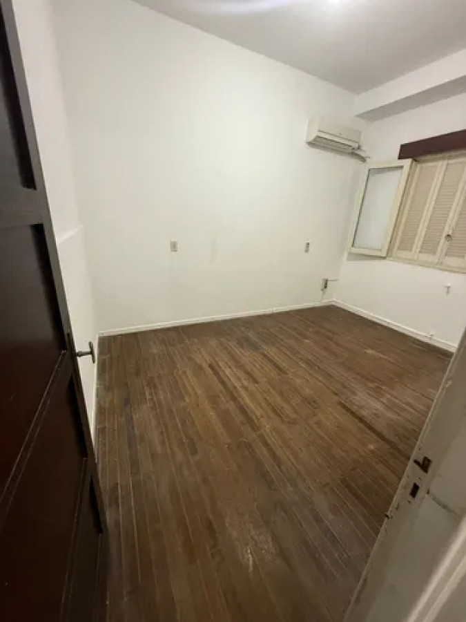 Apartamento ID.9950 - En Venta Apartamento 2 Dormitorios Y Patio En Centro De Montevideo