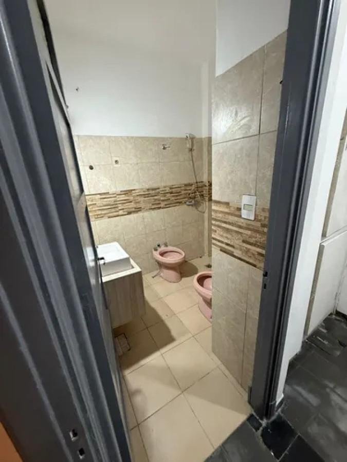 Apartamento ID.9950 - En Venta Apartamento 2 Dormitorios Y Patio En Centro De Montevideo