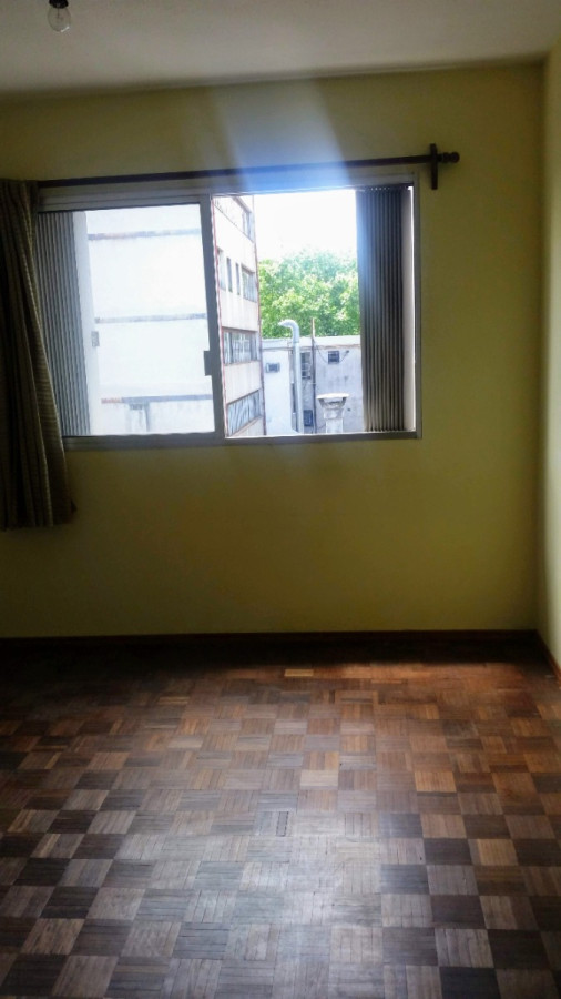 Apartamento ID.8469 - Alquiler Apartamento 1 Dormitorio Muy Iluminado En Centro