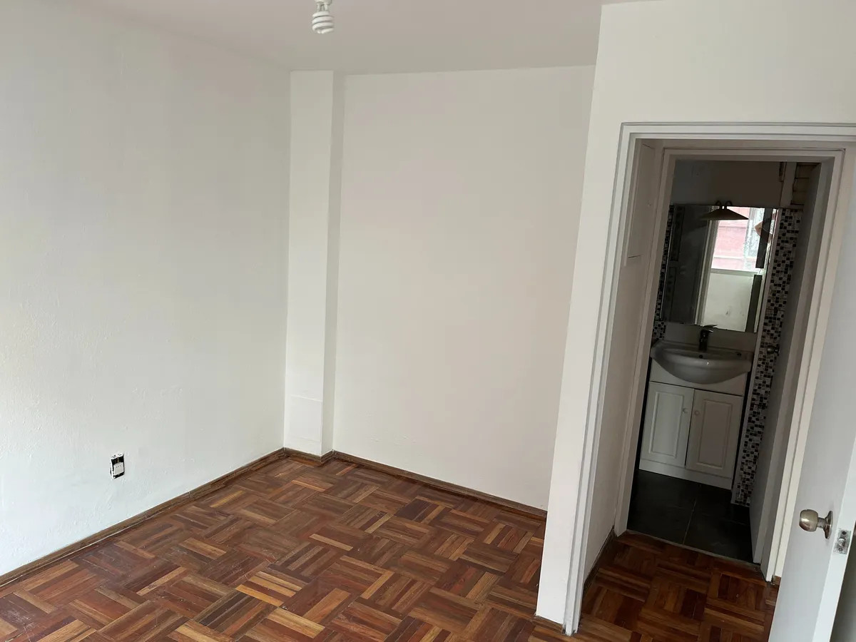Apartamento ID.10169 - Alquiler Apartamento 1 Dormitorio Al Frente Impecable Cordón