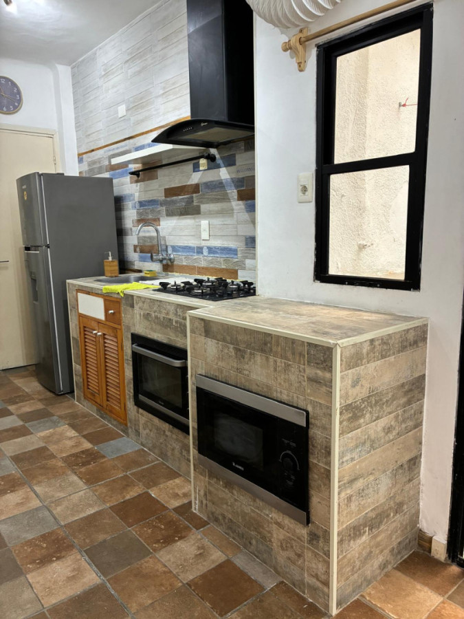 Apartamento ID.3453 - Alquiler o Venta Apartamento 2 Dormitorios Reducto Con Patio Luminoso