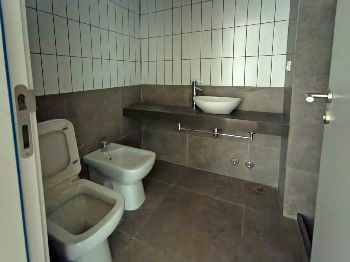 Apartamento ID.13151 - Alquiler Apartamento A Estrenar 1 Dormitorio Balcón Al Frente En Centro