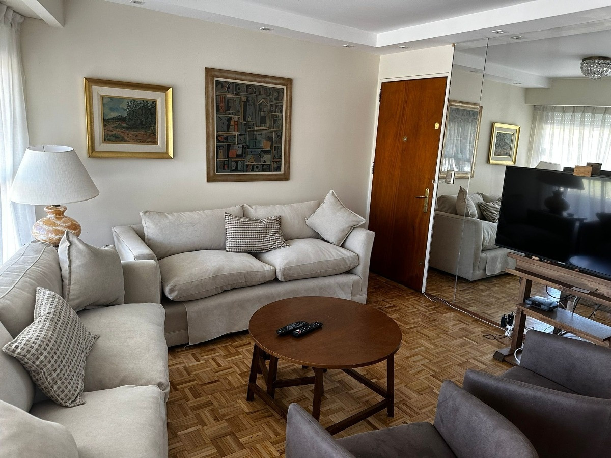 Apartamento ID.3976 - Venta Apartamento Planta Baja Con Fondo Barbacoa Villa Biarritz