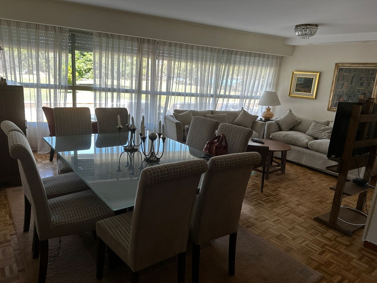 Apartamento ID.3976 - Venta Apartamento Planta Baja Con Fondo Barbacoa Villa Biarritz